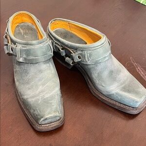 Women’s Green Leather Shoes